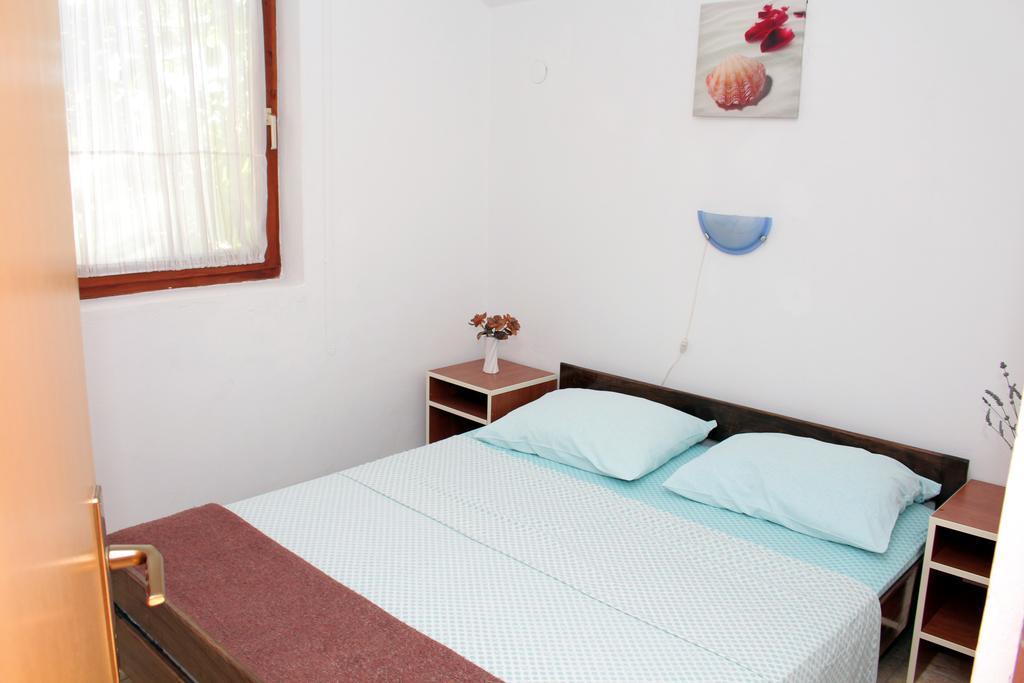 Apartments Mas-Rafaj Vir Zewnętrze zdjęcie