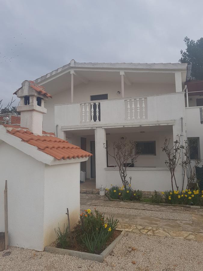 Apartments Mas-Rafaj Vir Zewnętrze zdjęcie